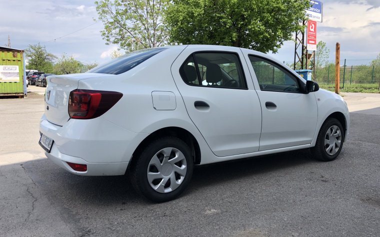 Renault Symbol компактен