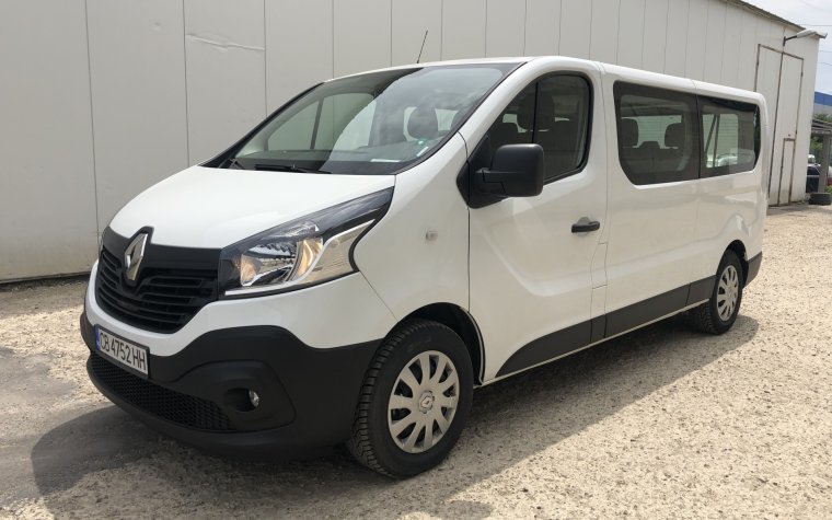 Renault Trafic 8+1 Бусове